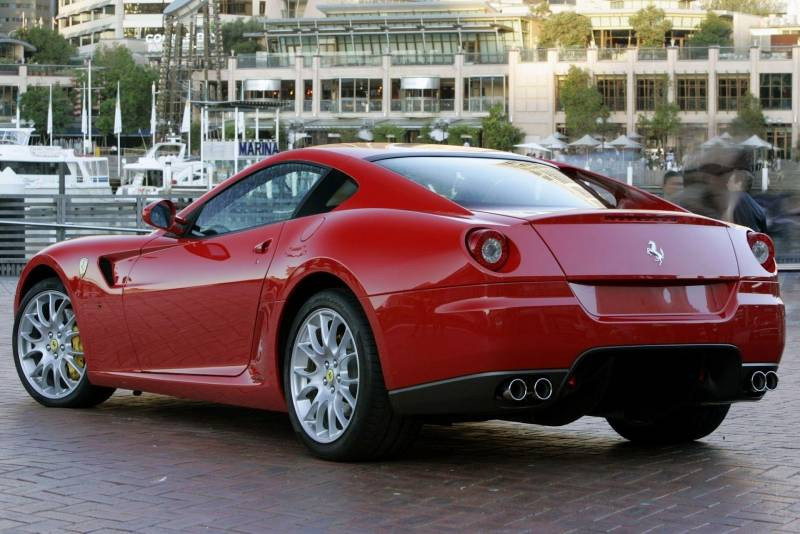 Мощный зверь: Рейтинг внедорожников 2024 года с большим клиренсом и малым расходом топлива