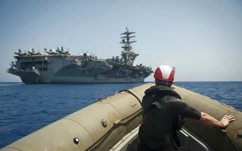 Зачем США нужны дополнительные авианосные ударные группы на Ближнем Востоке, если Израиль и Иран заключили перемирие?