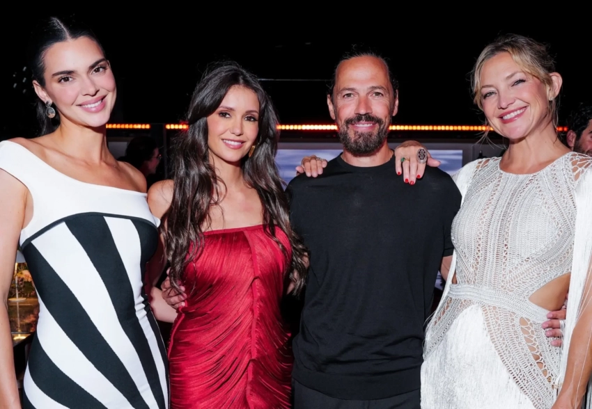 В сети обсуждают миллиардера с русскими корнями, на яхте которого отдыхают Кендалл Дженнер, Нина Добрев, Наоми Кэмпбелл и Орландо Блум