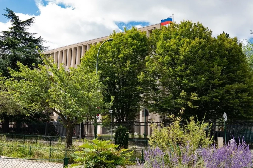 В российском посольстве отреагировали на переименование бульвара Сталинград во Франции