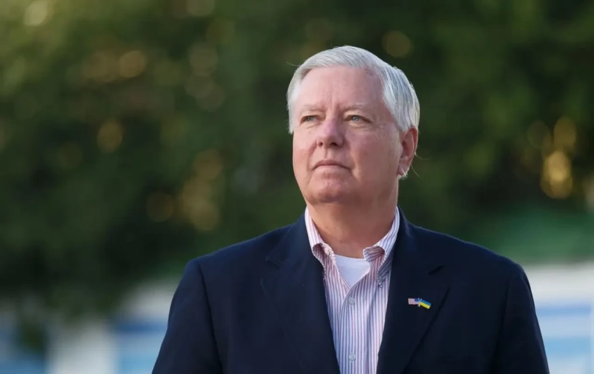 Сенатор США призвал ужесточить давление на Россию и угрожает «новыми козырями»