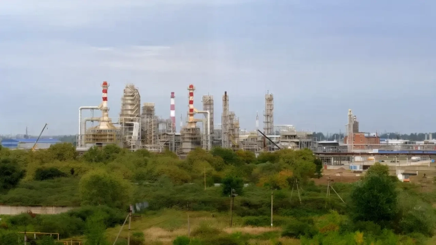 Сообщается о пожаре на Афипском НПЗ в результате атаки противника