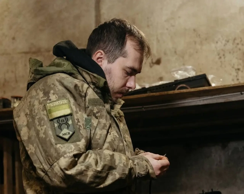 Противник под ударами ВС РФ покидает уже и правобережную часть Северска