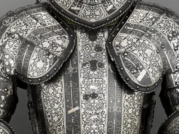 Доспехи дофина и трёх королей