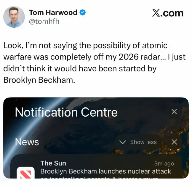 Видео с "украденным" первым танцем и пародии на Болливуд: конфликт старшего сына Бекхэмов с родителями разошёлся на мемы