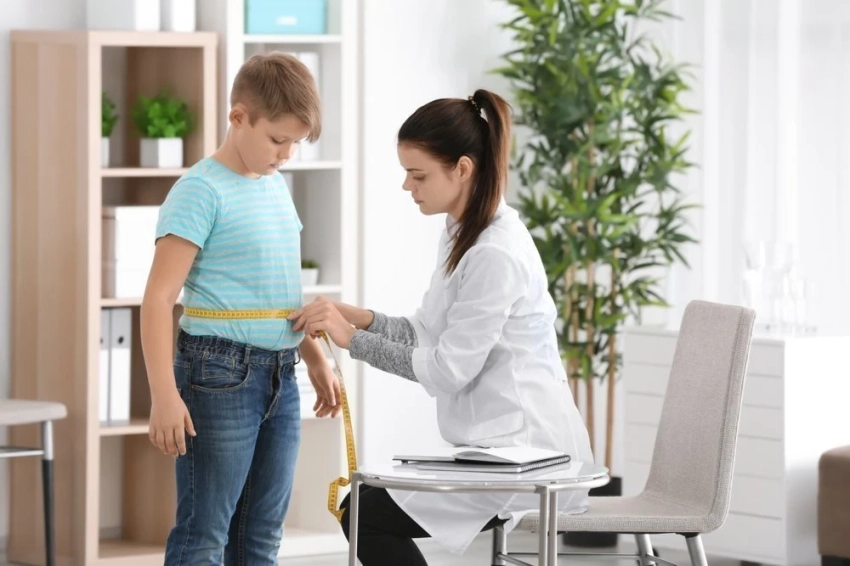 Откуда берется детское ожирение: причина, по которой оно начинается задолго до лишних килограммов
