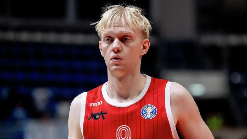 Россия произвела обмен с Францией, вернув домой российского баскетболиста