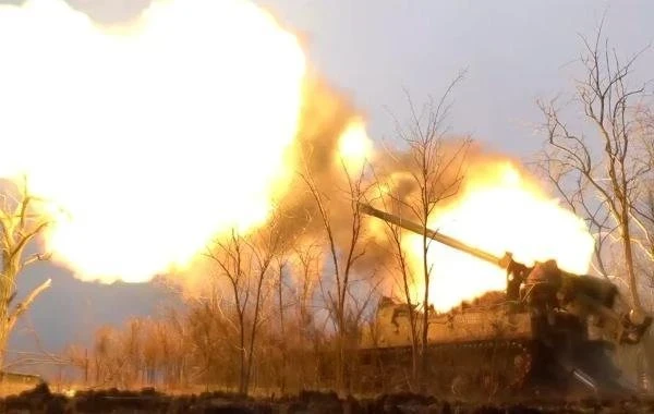 ВС РФ мощно идут вперёд на важных направлениях в зоне СВО: свежие карты боевых действий на 15.02.2026