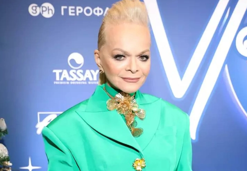 "Я всех простила и иду дальше". Лариса Долина в первом интервью после скандала с квартирой назвала "незаслуженным" хейт в свой адрес