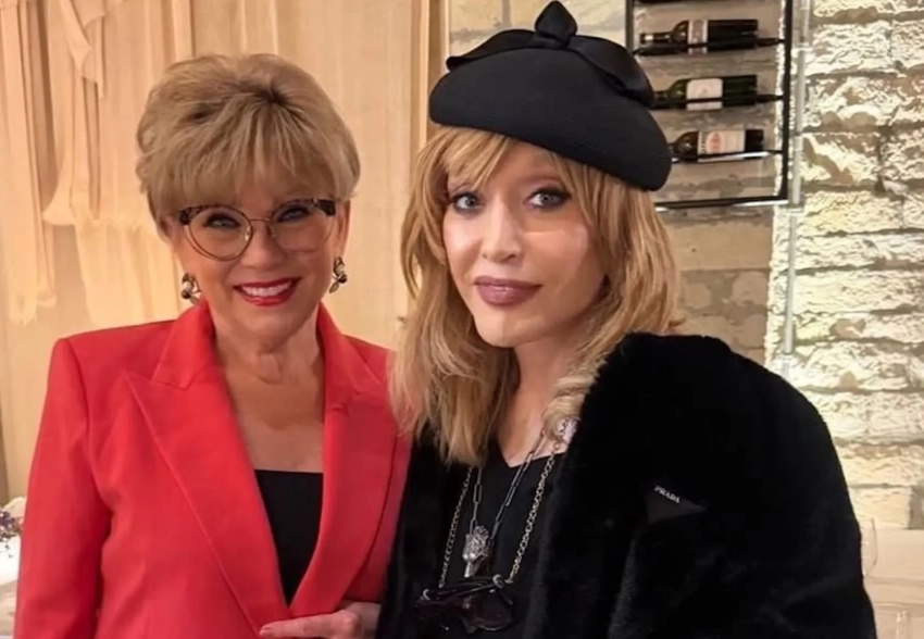 В шубе Prada и берете: Алла Пугачёва появилась на публике в Лимасоле